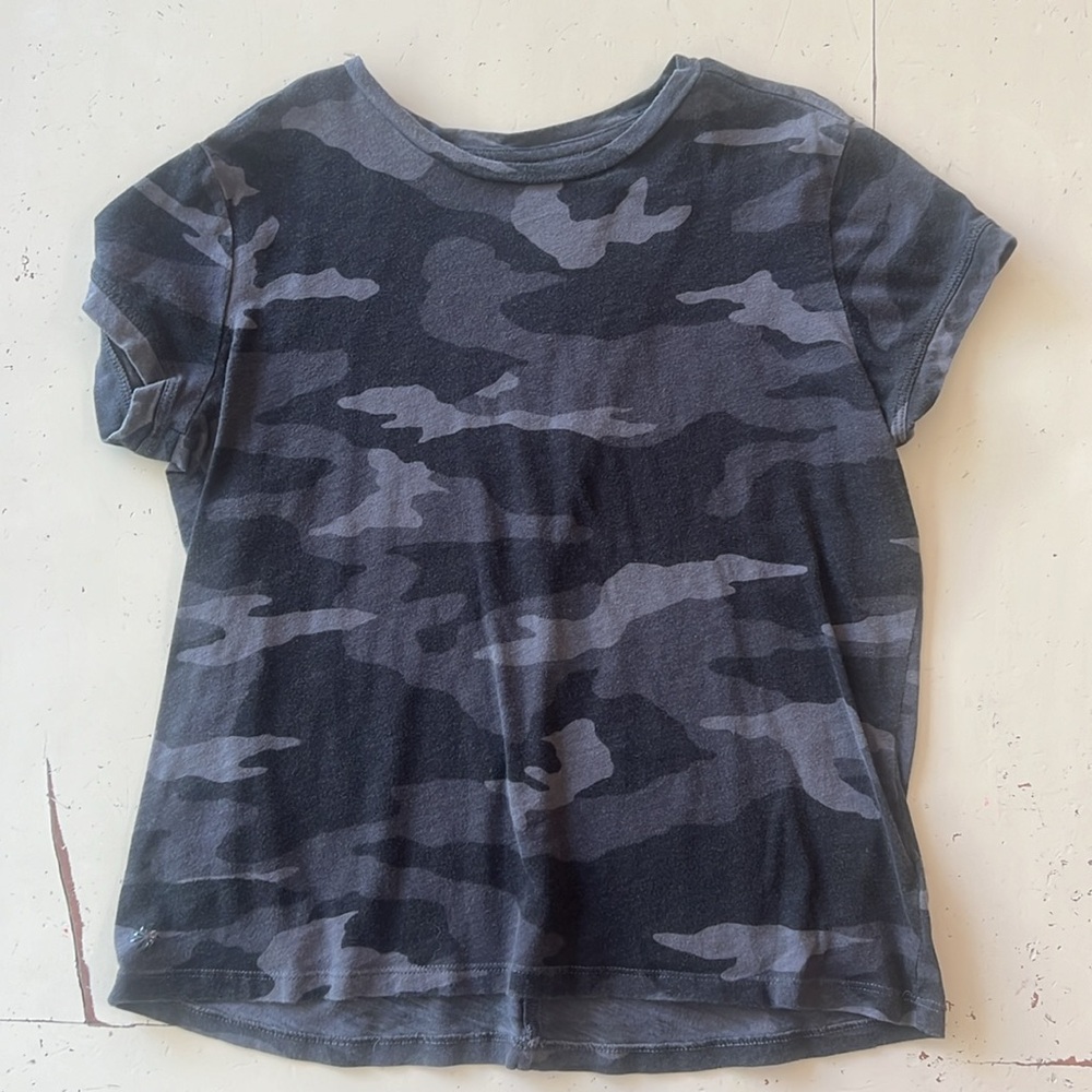 Athleta Girl black camo t shirt